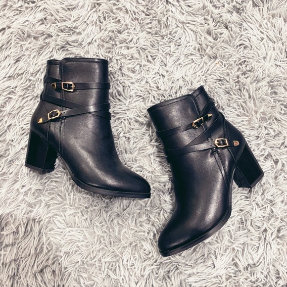 Shoes - NEW • Boutique • Ankle Heeled Buckle Booties 7